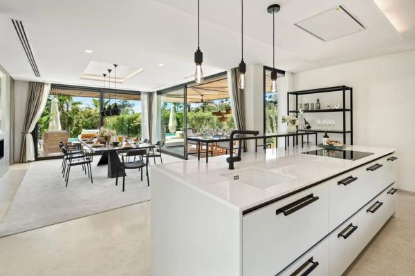 Casa independiente en calle Casiopea 5f