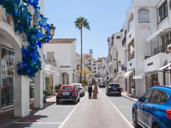 Piso en calle Jorge Manrique, 16