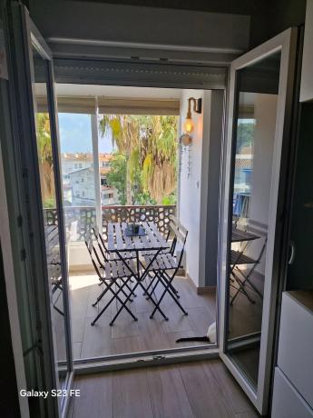 Piso en calle Jorge Manrique, 16