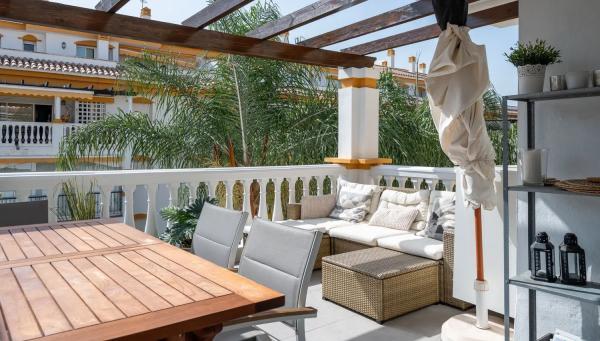 Piso en avenida Príncipe Salman, 109