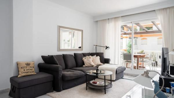 Piso en avenida Príncipe Salman, 109