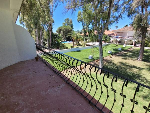 Piso en calle Edgar Neville, 2