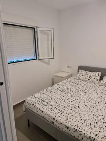 Piso en calle Edgar Neville, 2