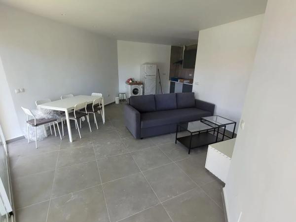 Piso en calle Edgar Neville, 2