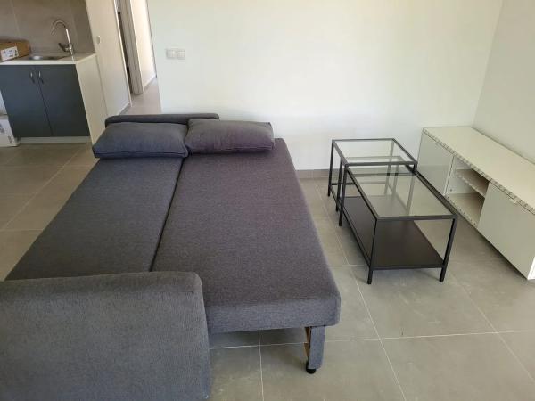 Piso en calle Edgar Neville, 2