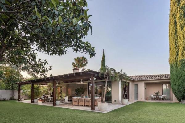 Casa independiente en avenida Avenue del Prado, 2