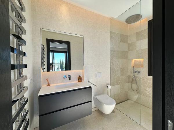 Casa independiente en calle Centauro 6f, 9