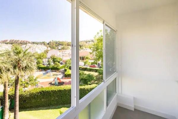 Piso en calle Jorge Manrique, 12