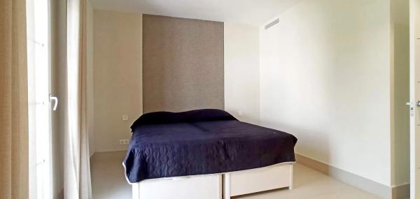 Chalet adosado en avenida Valle del Golf s/n