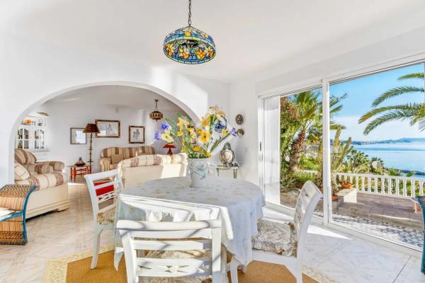 Casa independiente en calle Dolores