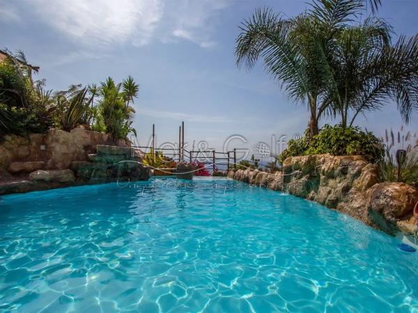 Casa independiente en calle Copenhaghen, 66 -62