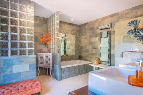 Casa independiente en calle Viena