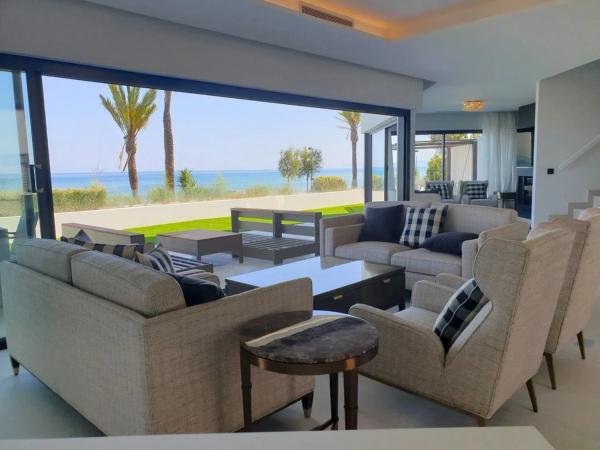 Chalet adosado en Urbanizacion Playa de Guadalobon