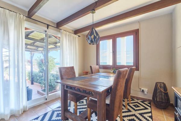 Chalet pareado en calle Tranquila