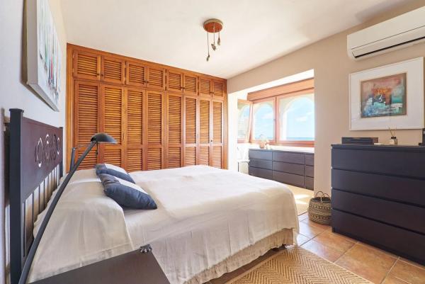 Chalet pareado en calle Tranquila