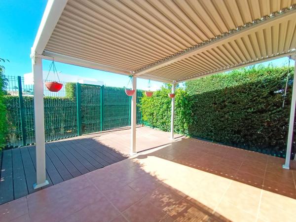 Chalet adosado en calle Quintana, 29