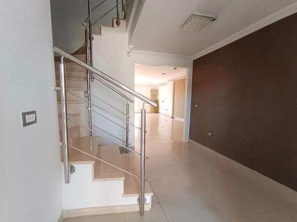 Chalet adosado en calle Quintana, 29