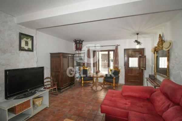 Chalet adosado en calle Sevilla