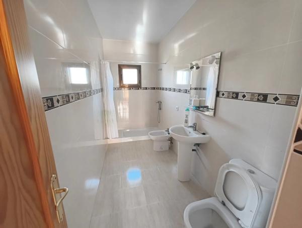 Casa independiente en camino de la Alberdina s/n sn