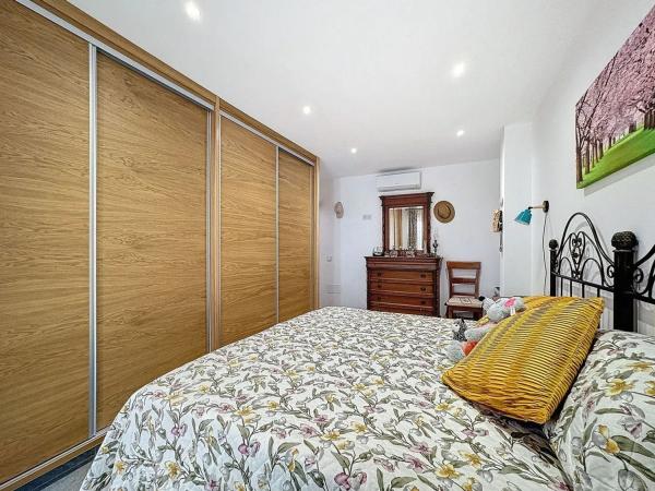 Chalet pareado en calle Zaragoza