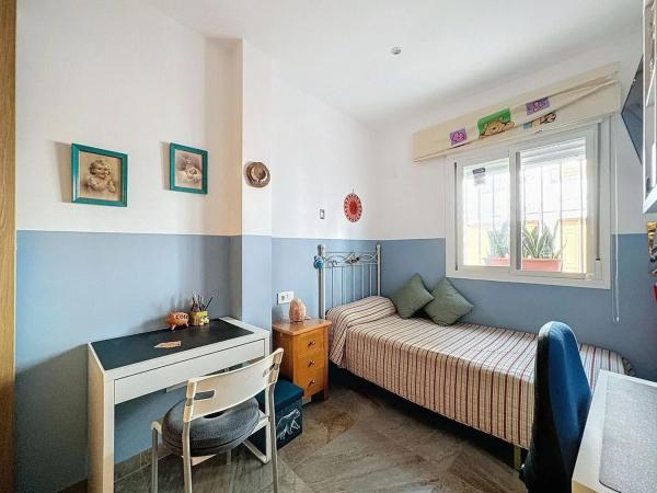 Chalet pareado en calle Zaragoza