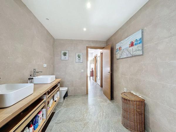 Chalet pareado en calle Zaragoza