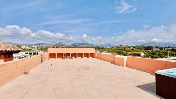 Ático en calle de la Rosa, 100