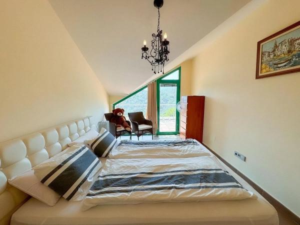 Dúplex en Barrio La Concha-Resina Golf