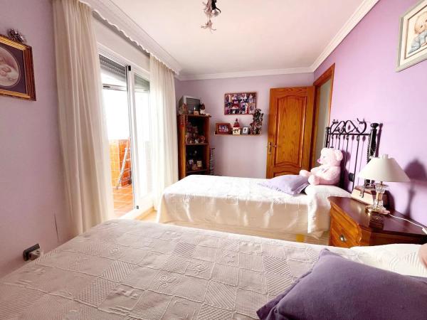 Chalet adosado en avenida España