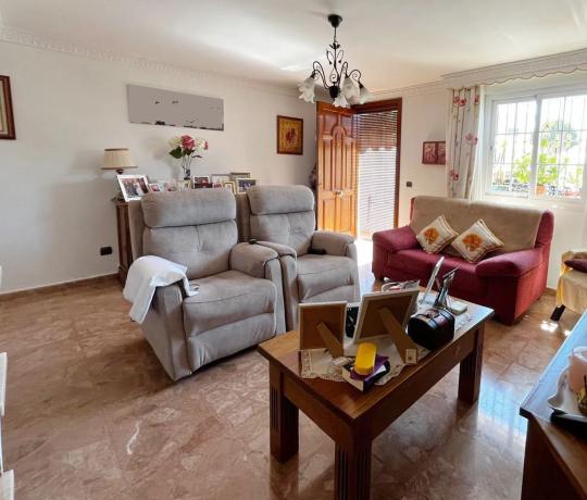 Chalet adosado en avenida España