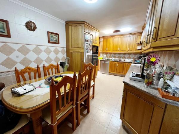 Chalet adosado en avenida España