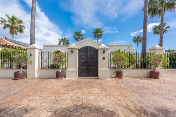 Casa independiente en camino Alberdina s/n