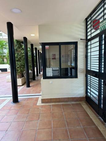 Piso en avenida del Pirata, 2