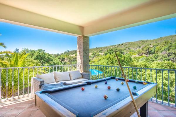 Casa independiente en avenida de las Naciones