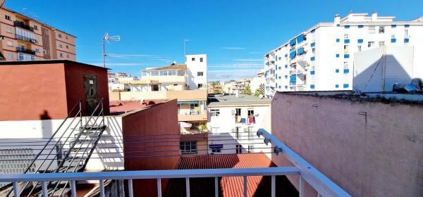 Piso en plaza de la Constitución, 1 -19