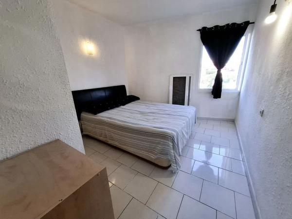 Piso en calle Algarrobos, 4