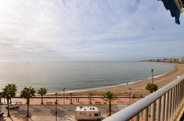 Piso en paseo Marítimo Rey de España, 124