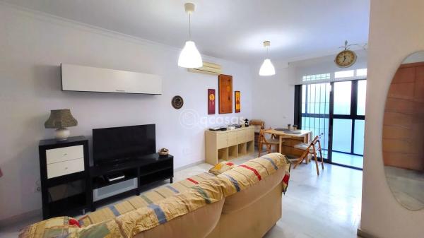 Piso en avenida Carvajal, 59 ---b