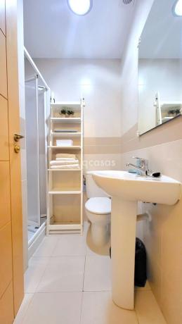 Piso en avenida Carvajal, 59 ---b