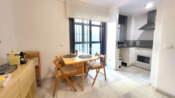 Piso en avenida Carvajal, 59 ---b