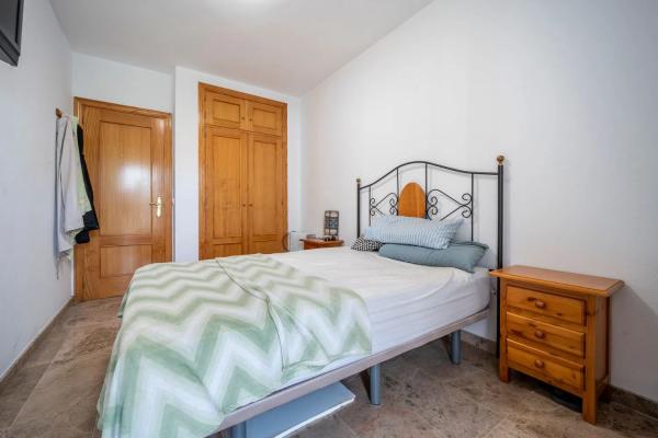 Piso en calle Francisco Claros Curro, 1