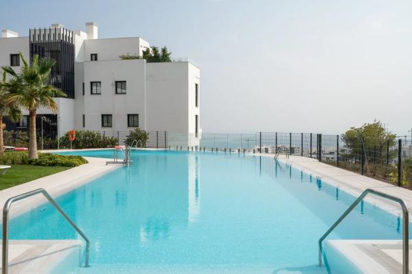 Piso en avenida 8 de Marzo, 9