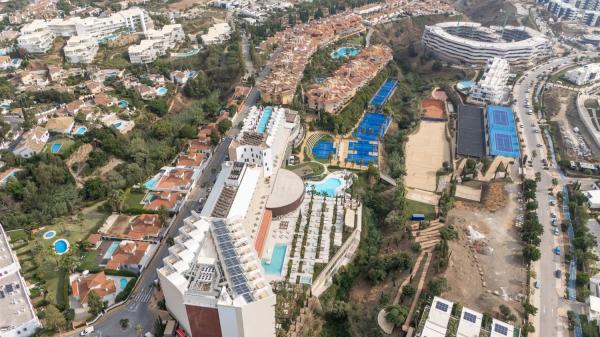 Piso en avenida 8 de Marzo, 9