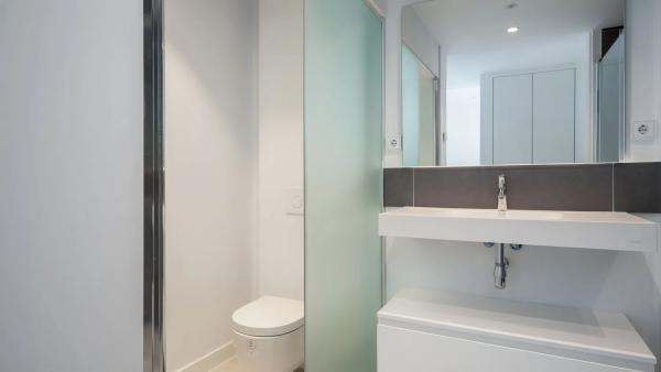 Piso en avenida 8 de Marzo, 9