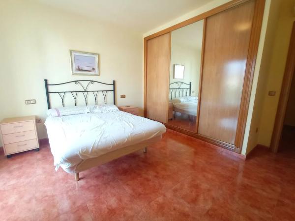 Casa independiente en calle Estornino