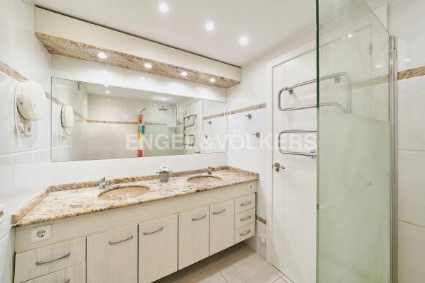 Ático en calle Zarzas 3