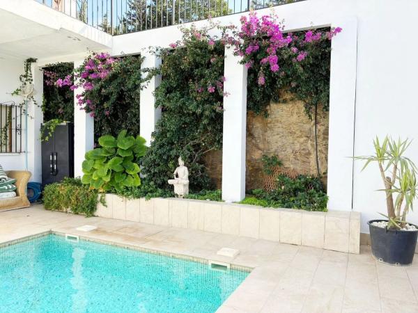 Casa independiente en calle Maestro Gustavo Mahler, 2 -24