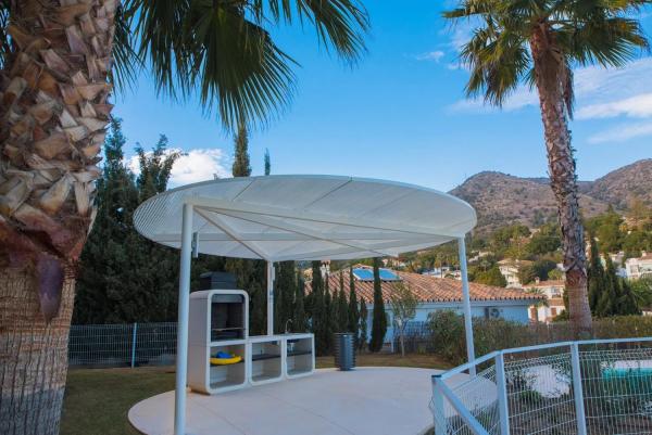 Ático en calle Nogal del Higuerón