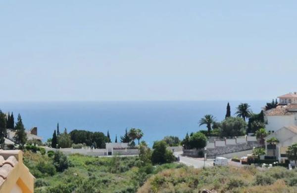 Chalet pareado en calle Rambla