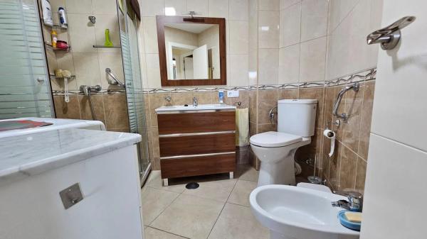 Piso en avenida Alay